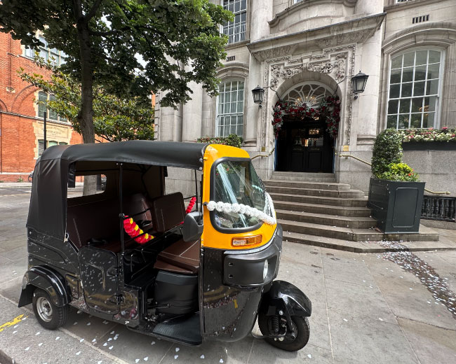 Novelty Vehicle Hire3864